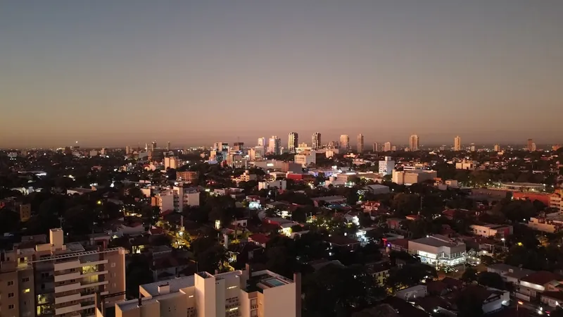 Skyline von Asunción in Paraguay, einem Land ohne Erbschaftsteuer