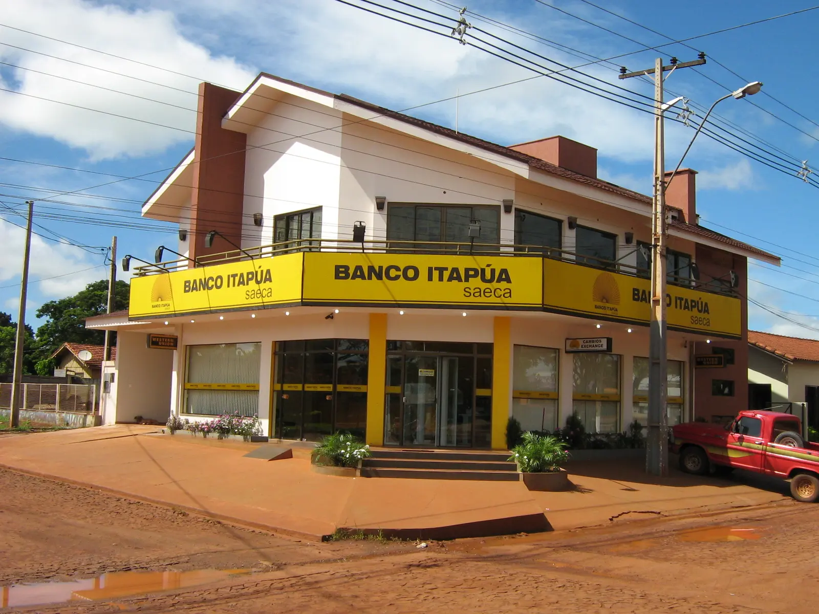 Geld nach Paraguay senden 2026: Wege, Kosten und Dauer