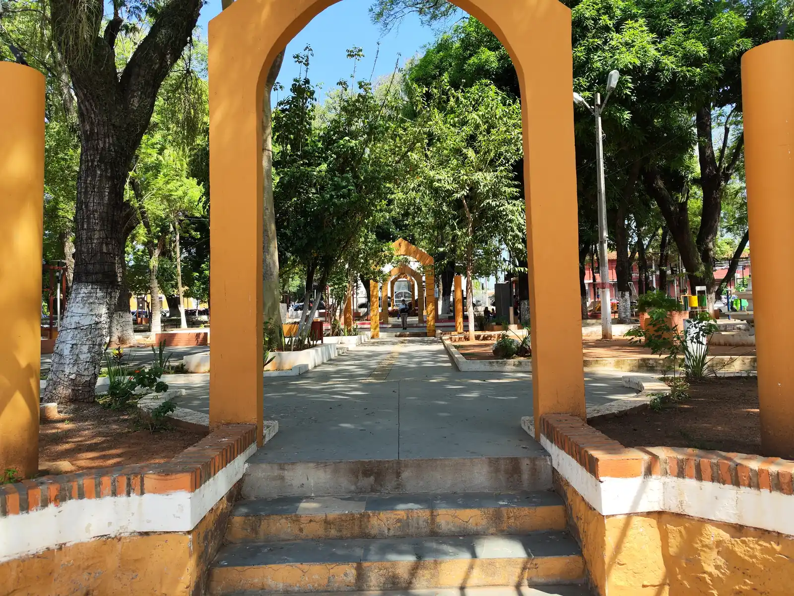 Lambaré in Paraguay 2026: Wohnen, Mieten, Goethe-Schule-Nähe