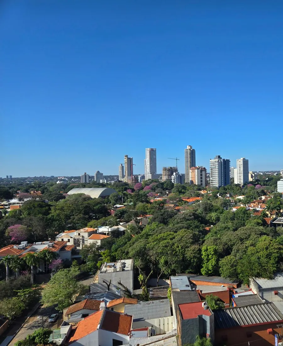 Paraguay vs Georgien — Asunción Skyline