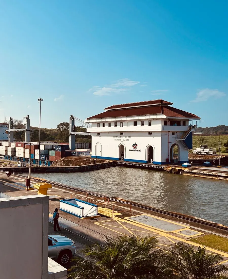 Paraguay vs Panama — Panama Canal Locks